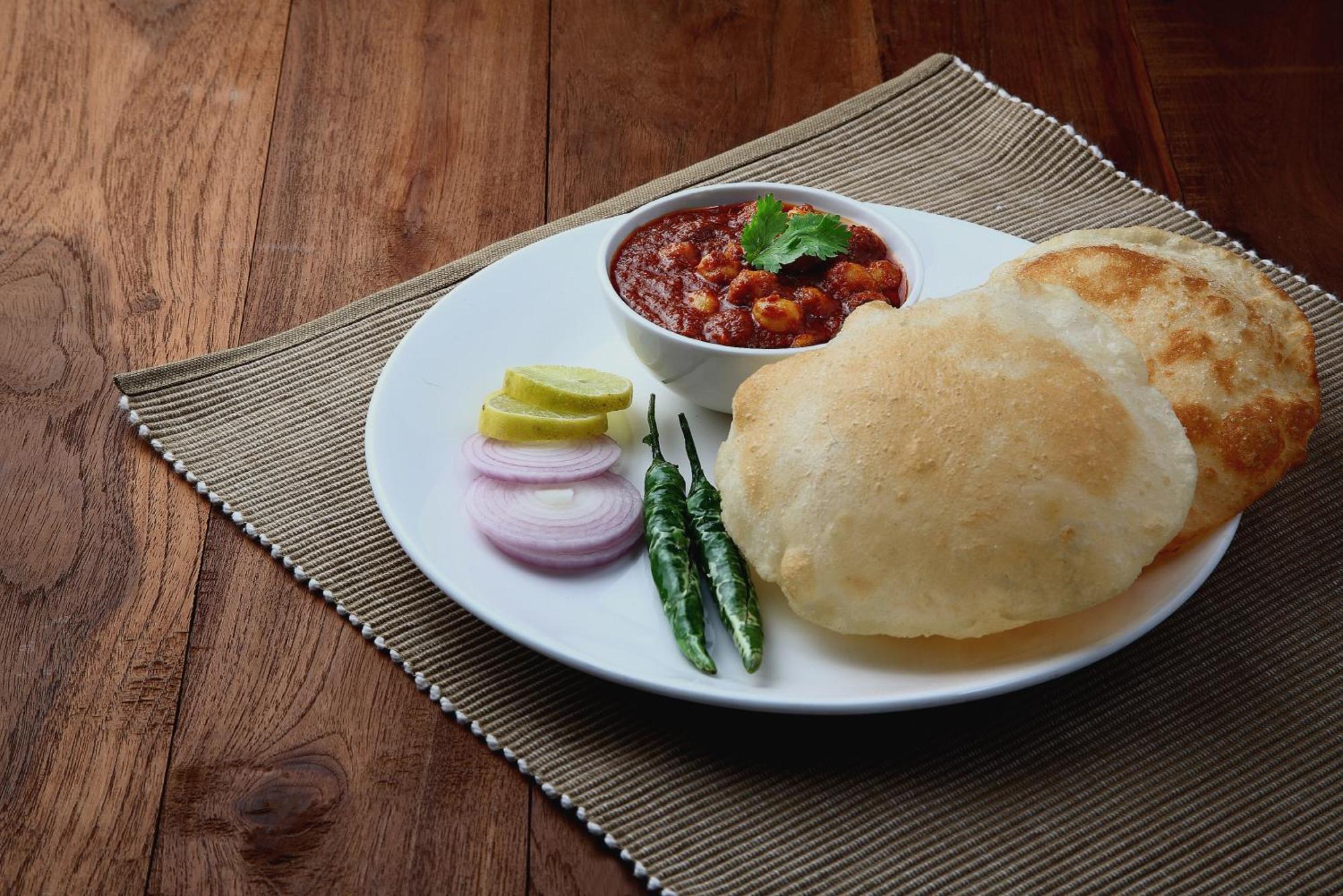 Oyo 8844 Meadows Inn Chinhat Екстериор снимка